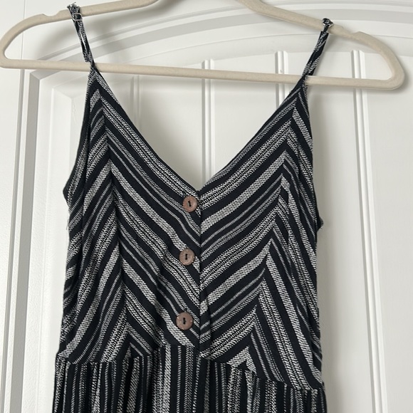 Patterned jumpsuit - Picture 2 of 3